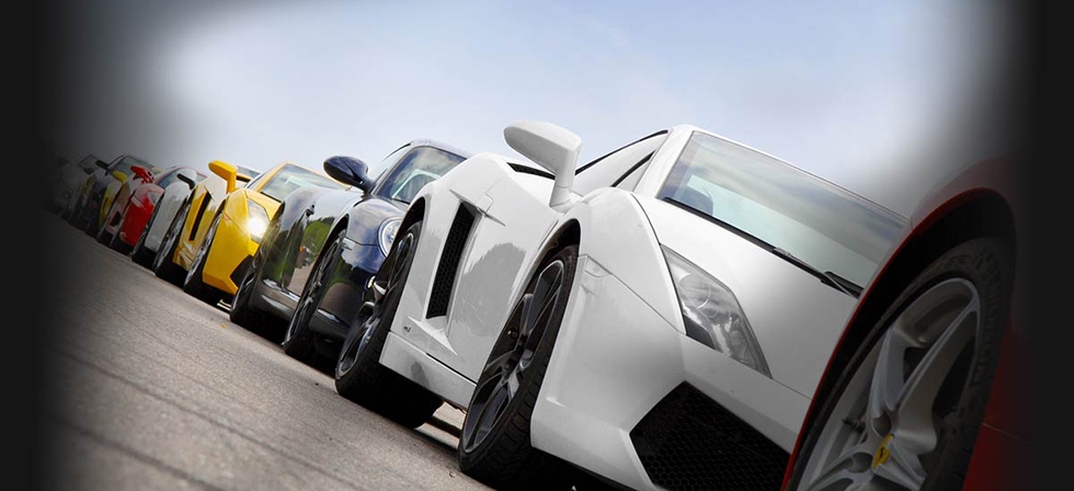 Vill ditt företag känna kraften i nya Lamborghini Huracan EVO?